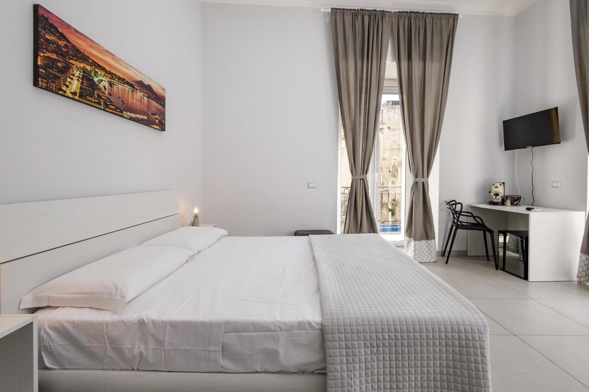 Caroline'S House Hotel Napoli Ngoại thất bức ảnh