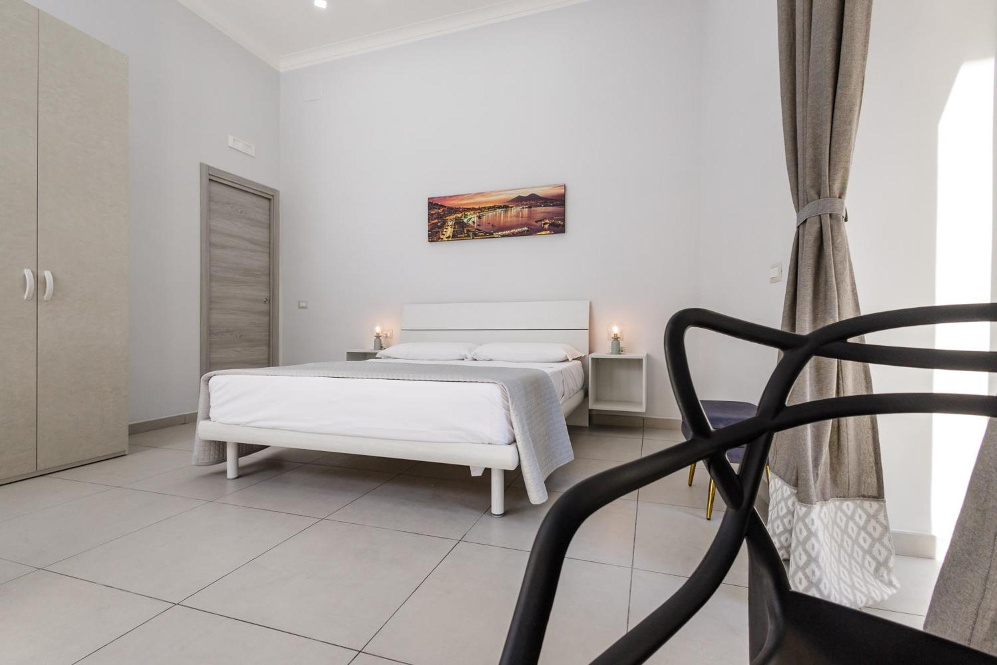 Caroline'S House Hotel Napoli Ngoại thất bức ảnh