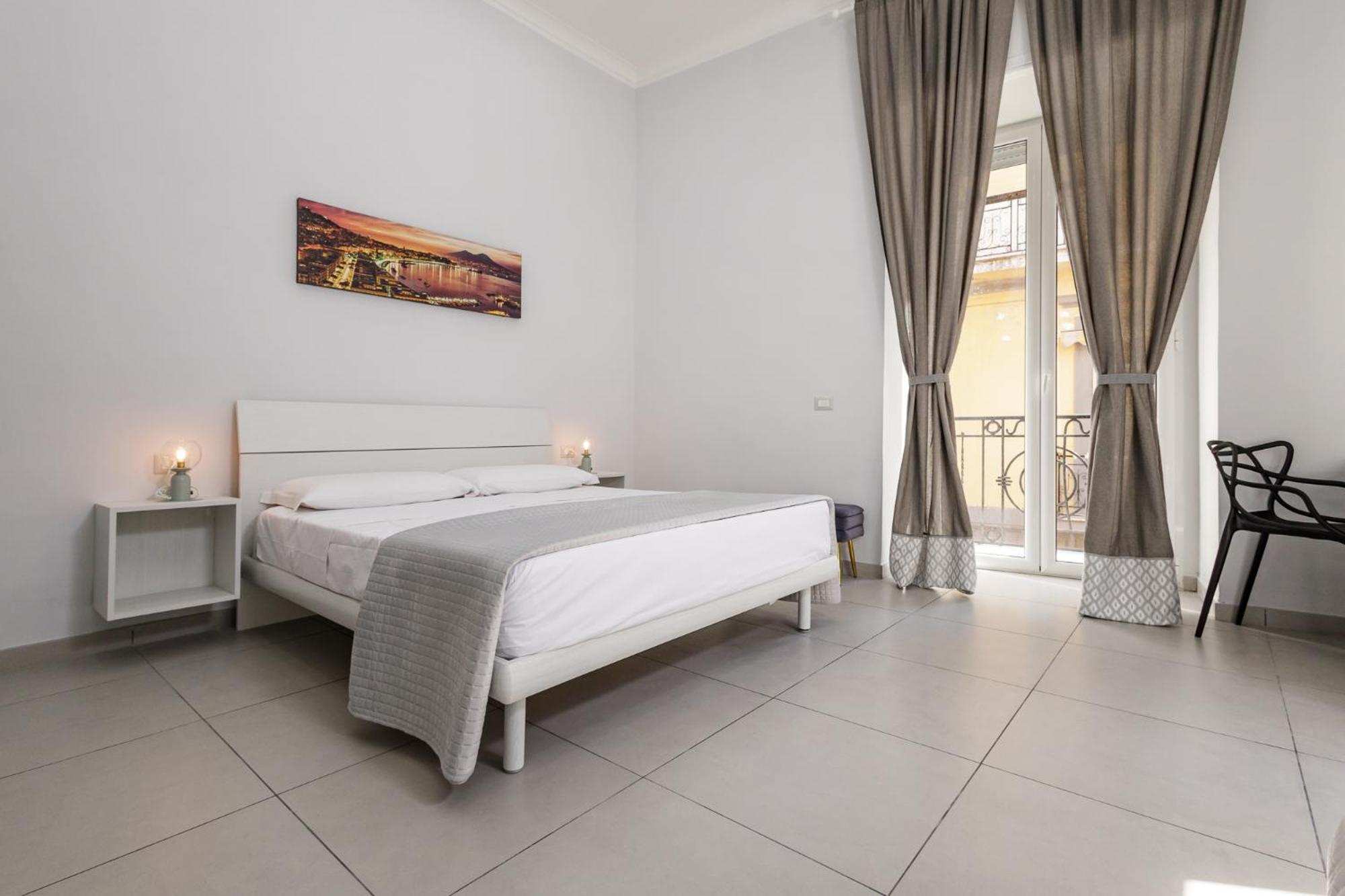 Caroline'S House Hotel Napoli Ngoại thất bức ảnh
