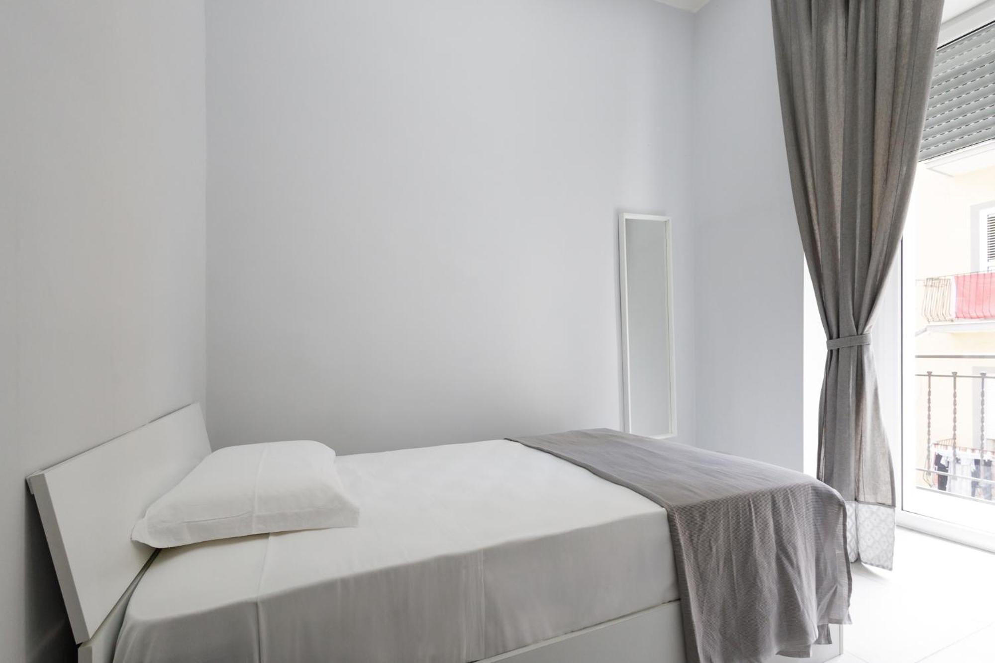 Caroline'S House Hotel Napoli Ngoại thất bức ảnh